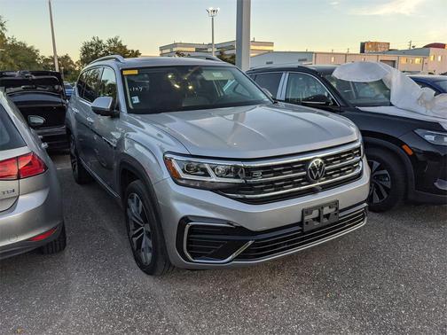 2023 Volkswagen Atlas 3.6L SEL Premium