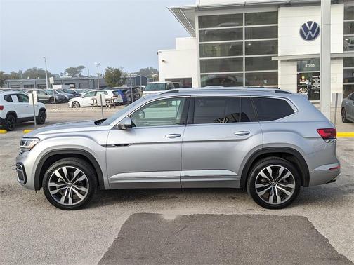 2023 Volkswagen Atlas 3.6L SEL Premium