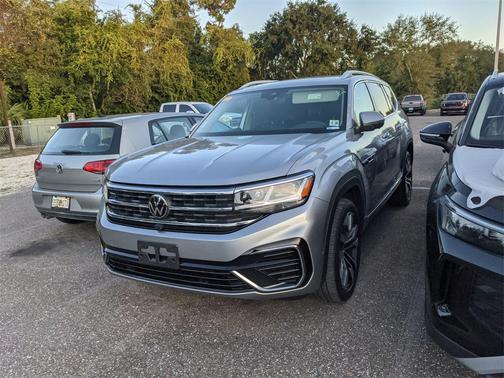 2023 Volkswagen Atlas 3.6L SEL Premium