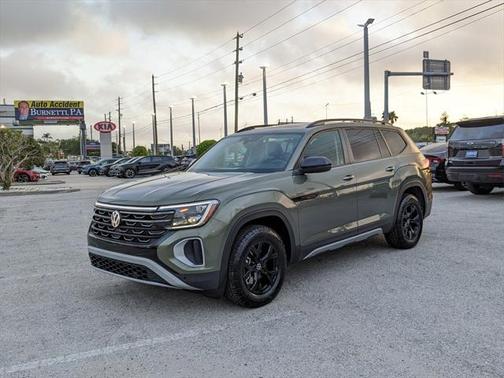 2025 Volkswagen Atlas 2.0T Peak Edition