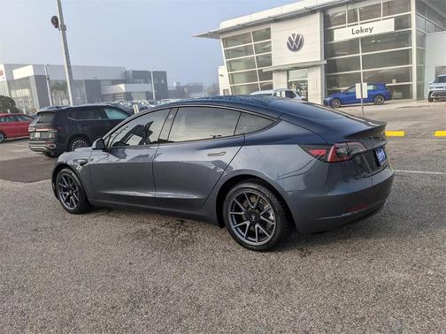 2023 Tesla Model 3 Standard Range