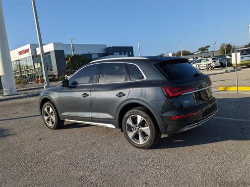 2023 Audi Q5 40 Premium