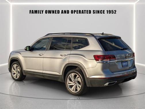 2022 Volkswagen Atlas 3.6L SE w/Technology