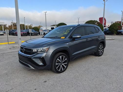 2023 Volkswagen Taos 1.5T SE