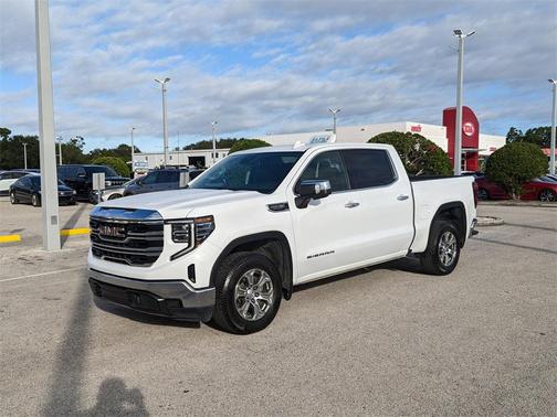 2024 GMC Sierra 1500 SLT