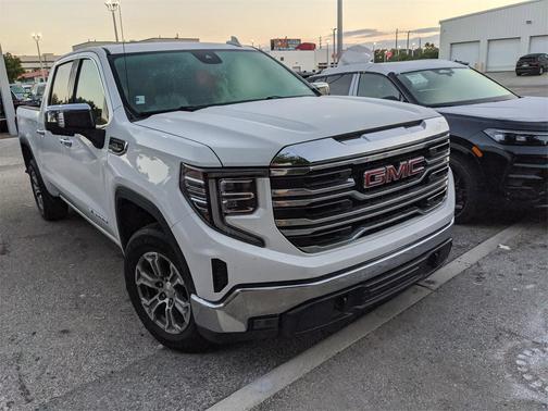 2024 GMC Sierra 1500 SLT