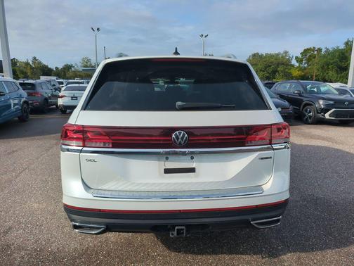 Opal White 2024 Volkswagen Atlas 2.0T SEL