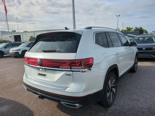 Opal White 2024 Volkswagen Atlas 2.0T SEL