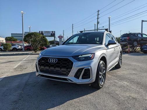 2023 Audi Q5 45 S line Premium Plus