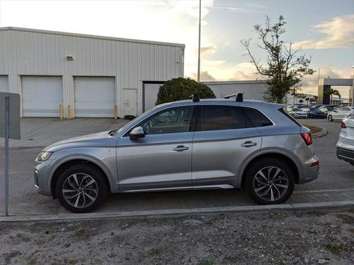 2023 Audi Q5 45 S line Premium Plus