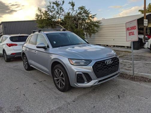 2023 Audi Q5 45 S line Premium Plus