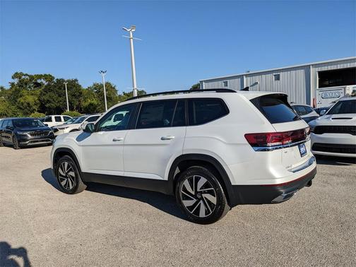 2026 Volkswagen Atlas 2.0T SE