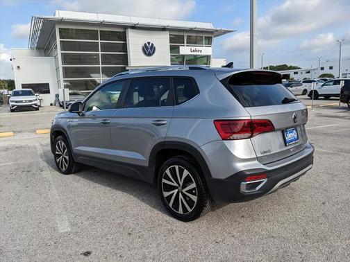 2024 Volkswagen Taos 1.5T SE