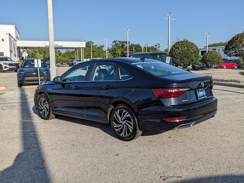 2021 Volkswagen Jetta 1.4T SEL Premium