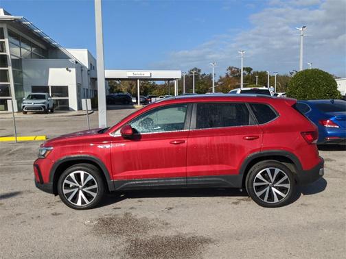 2023 Volkswagen Taos 1.5T SE