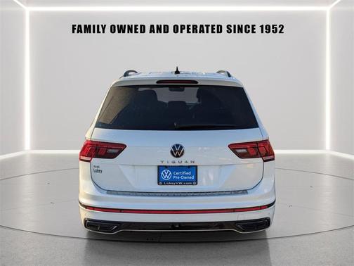 2023 Volkswagen Tiguan 2.0T SE R-Line Black