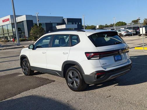 2025 Volkswagen Taos 1.5T S