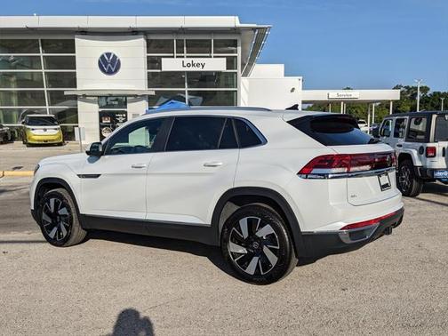 2024 Volkswagen Atlas Cross Sport 2.0T SEL