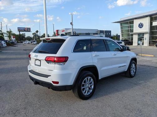 2021 Jeep Grand Cherokee Laredo