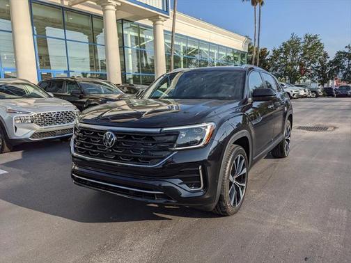 2025 Volkswagen Atlas Cross Sport 2.0T SEL Premium