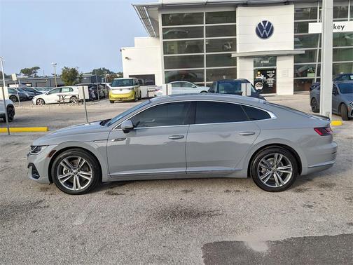 2022 Volkswagen Arteon 2.0T SE
