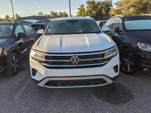 2022 Volkswagen Atlas Cross Sport 2.0T SE