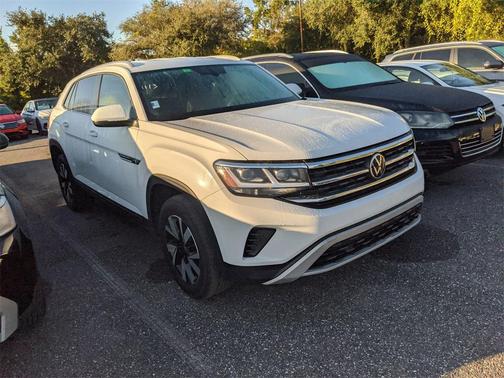 2022 Volkswagen Atlas Cross Sport 2.0T SE