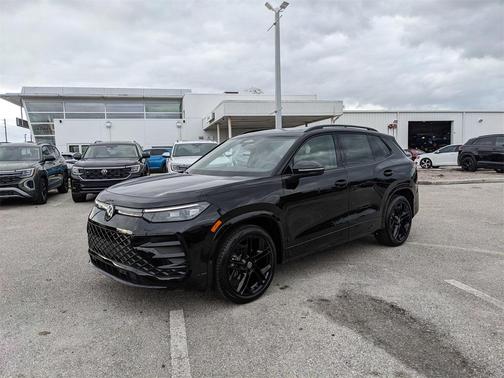 2026 Volkswagen Tiguan 2.0T SE R-Line Black