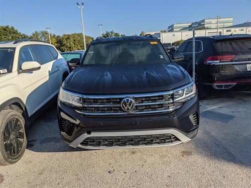 2023 Volkswagen Atlas 3.6L SE w/Technology