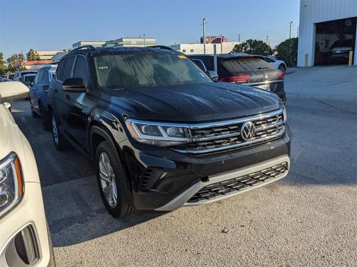 2023 Volkswagen Atlas 3.6L SE w/Technology