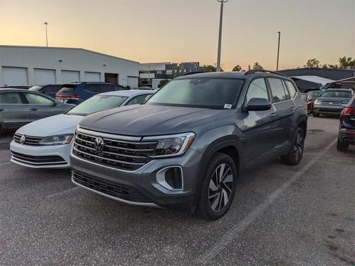 2024 Volkswagen Atlas 2.0T SE w/Technology