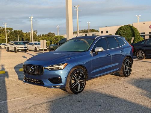 2018 Volvo XC60 T6 R-Design