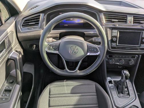 Deep Black 2023 Volkswagen Tiguan 2.0T S