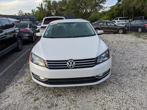 2015 Volkswagen Passat 1.8T Limited Edition