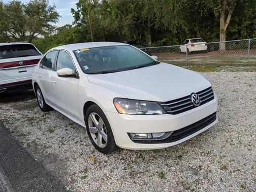 2015 Volkswagen Passat 1.8T Limited Edition
