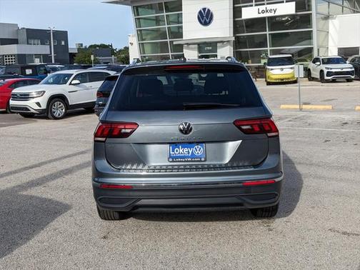 2024 Volkswagen Tiguan 2.0T SE