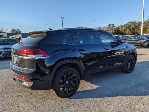 2023 Volkswagen Atlas Cross Sport 3.6L V6 SE w/Technology