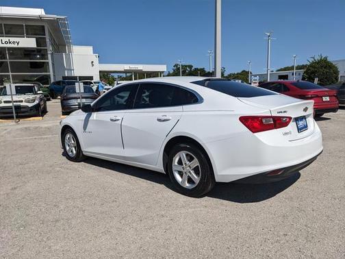 2022 Chevrolet Malibu 1LS