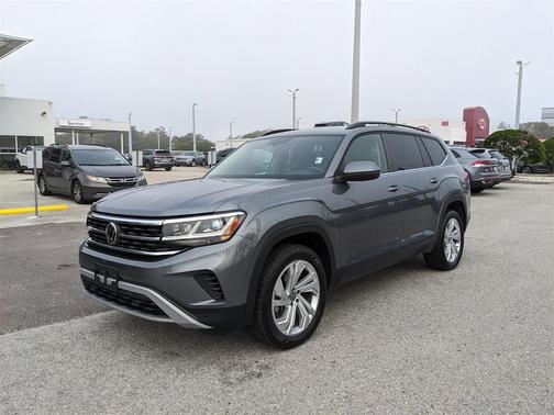 2023 Volkswagen Atlas 3.6L SE w/Technology