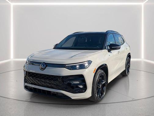 sandstone with deep black roof 2026 Volkswagen Tiguan 2.0T SE R-Line Black