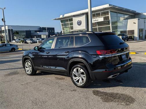 2023 Volkswagen Atlas 3.6L SE w/Technology
