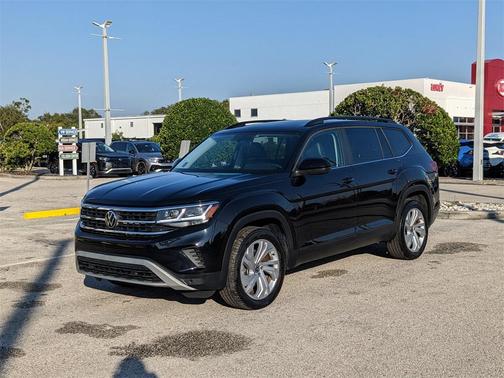 2023 Volkswagen Atlas 3.6L SE w/Technology