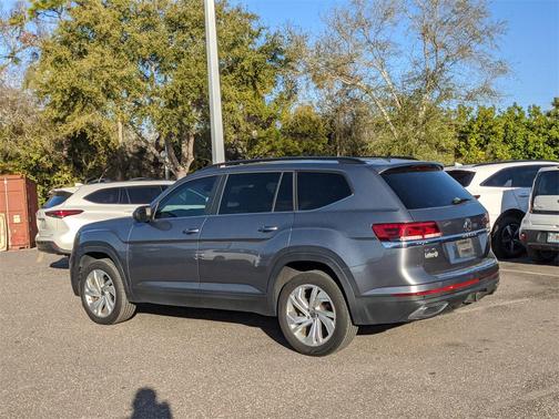 2023 Volkswagen Atlas 3.6L SE w/Technology
