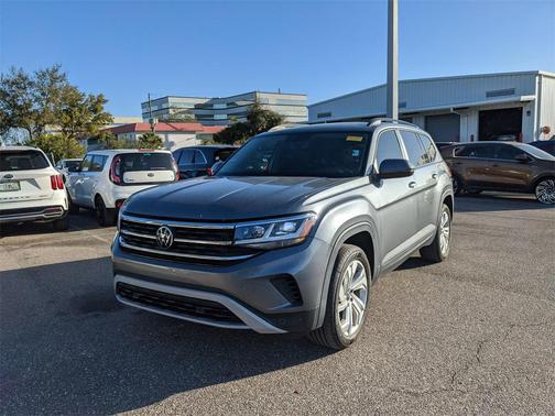 2023 Volkswagen Atlas 3.6L SE w/Technology