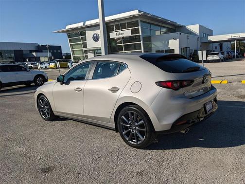 2025 Mazda Mazda3 FWD w/Preferred Package