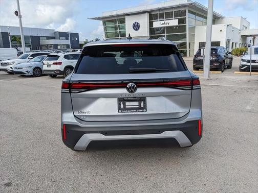 2025 Volkswagen Tiguan 2.0T SE