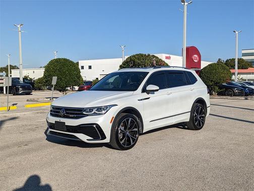2023 Volkswagen Tiguan 2.0T SEL R-Line 4MOTION