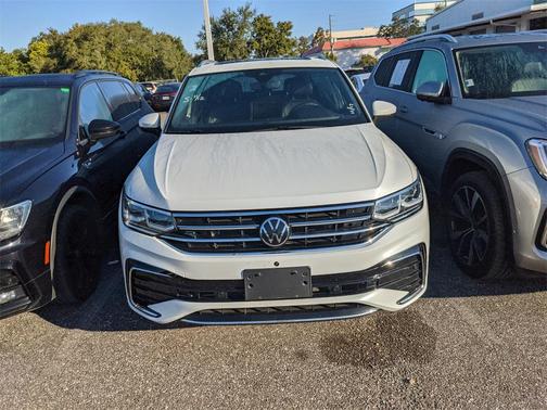 2023 Volkswagen Tiguan 2.0T SEL R-Line 4MOTION