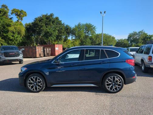 Phytonic Blue Metallic 2021 BMW X1 sDrive28i