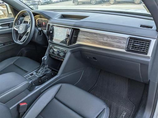 2023 Volkswagen Atlas Cross Sport 3.6L V6 SE w/Technology